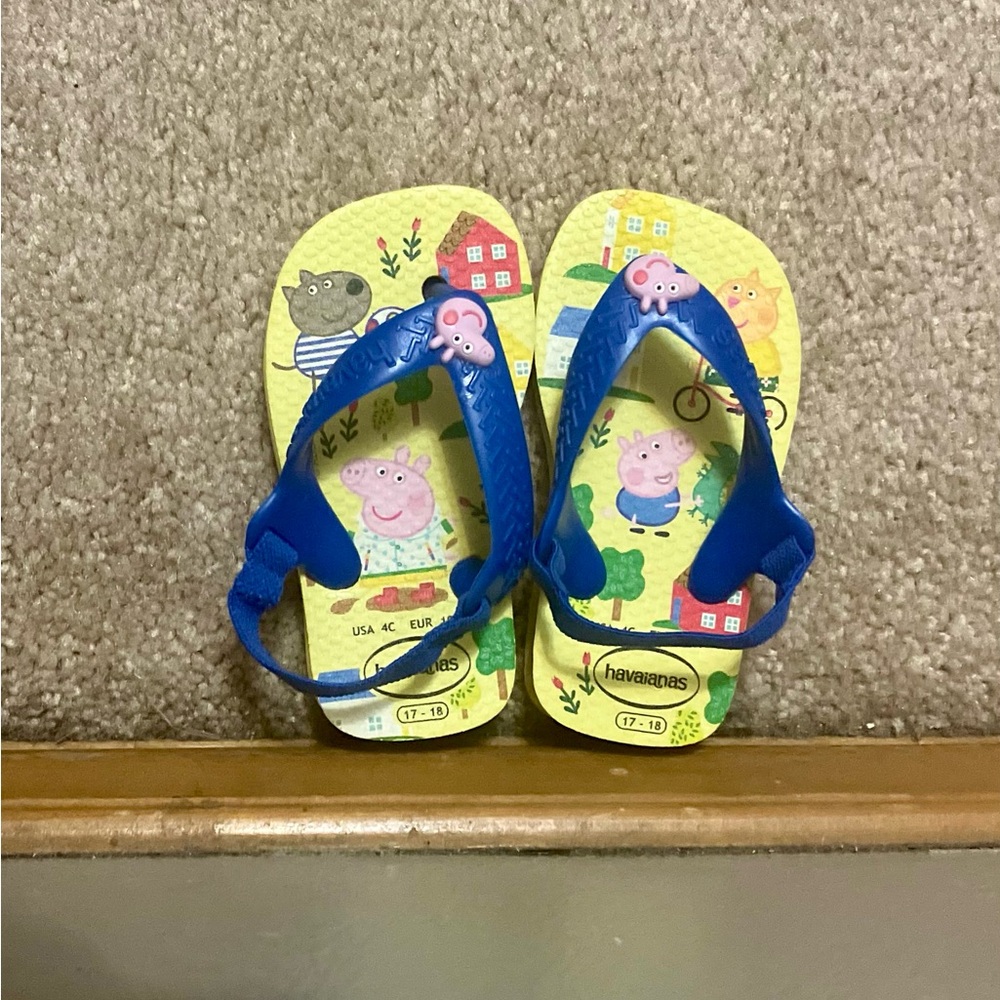 Havaianas Peppa Pig Flip-Flop Sandals, Yellow/Multi - Size 17-18 (US 4C ) (EUC)